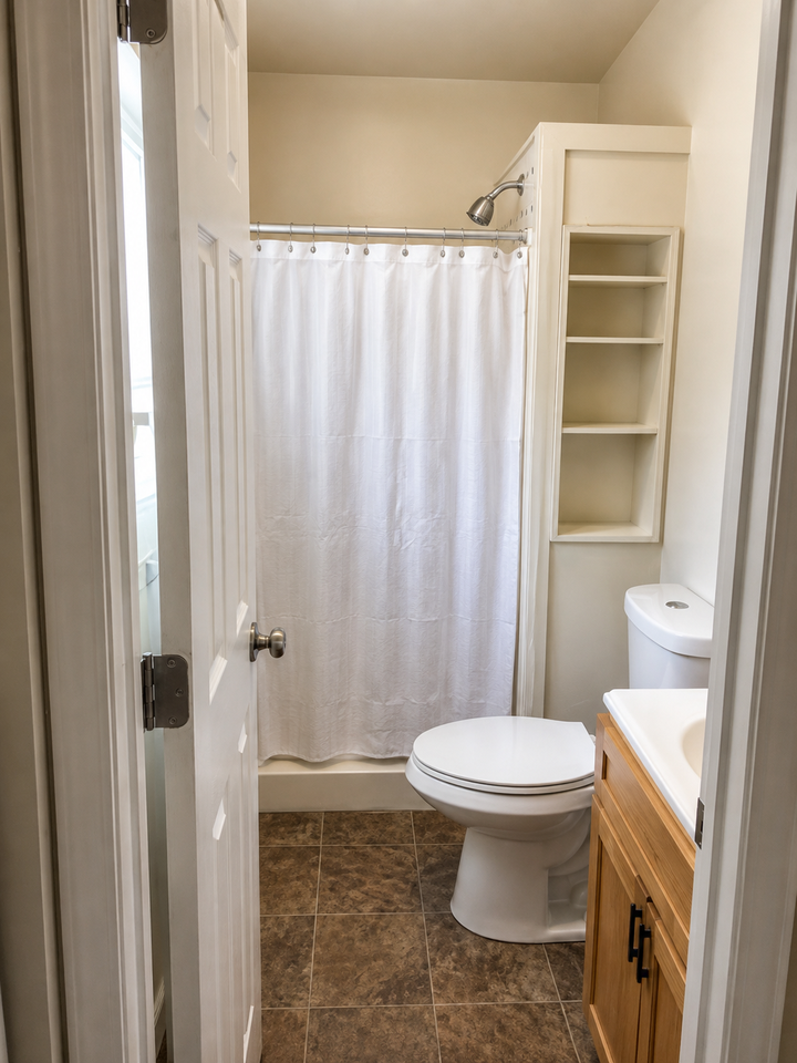 2831 N Oak Harbor Rd #2831 - Photo 3 of 6