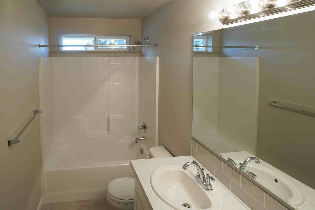 2814 N Cherry Grove Way #1 - Photo 5 of 32
