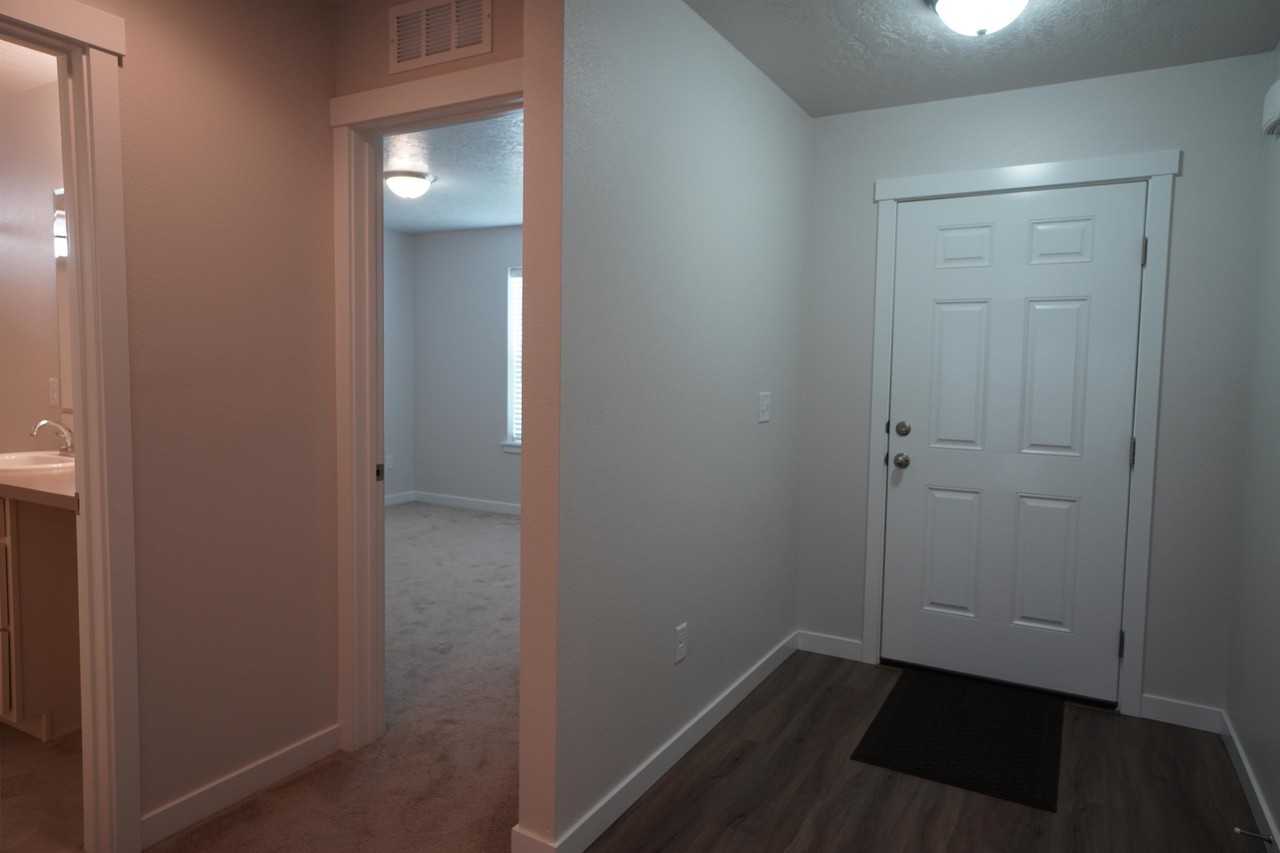 1701 W Crystal Falls Ave #1 - Photo 3 of 28