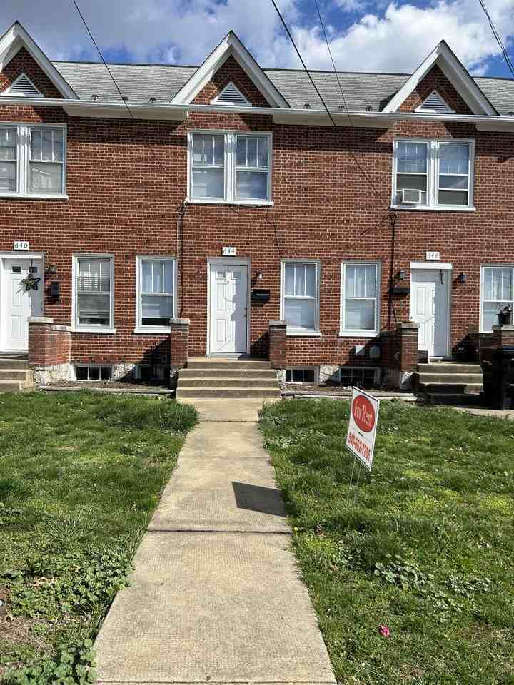 668 Virginia Ave #668