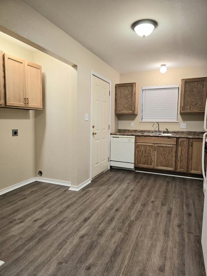 640 Canada StreetUnit 5 #5 - Photo 2 of 20