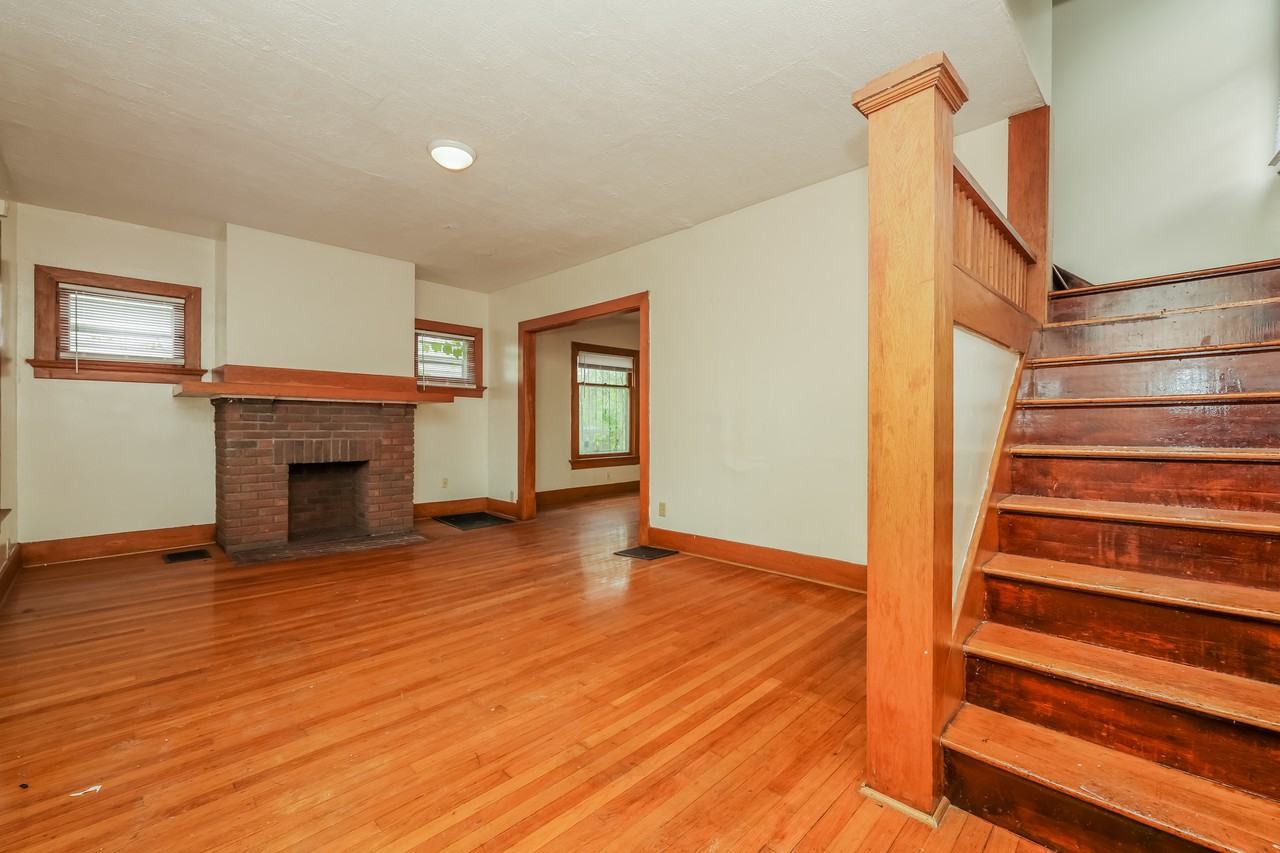 1242 Wilson Dr #1 - Photo 3 of 17