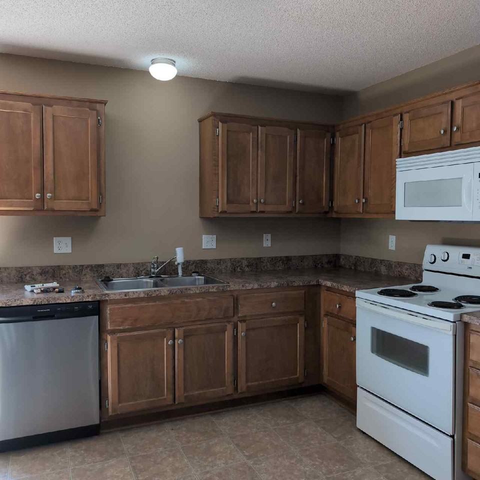 425J Hawthorne Blvd #3 - Photo 3 of 8