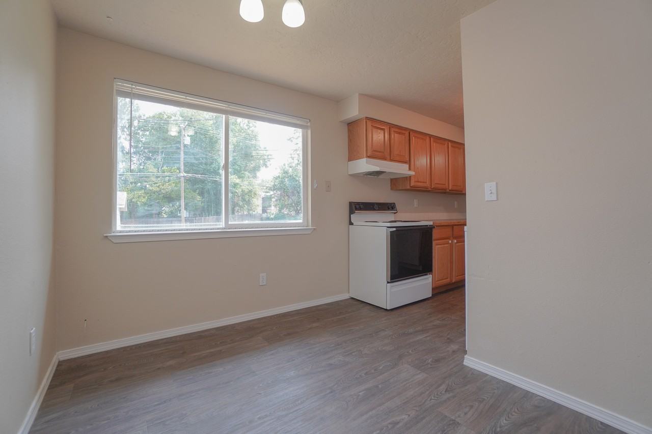 2208 S Owyhee St #1 - Photo 7 of 21