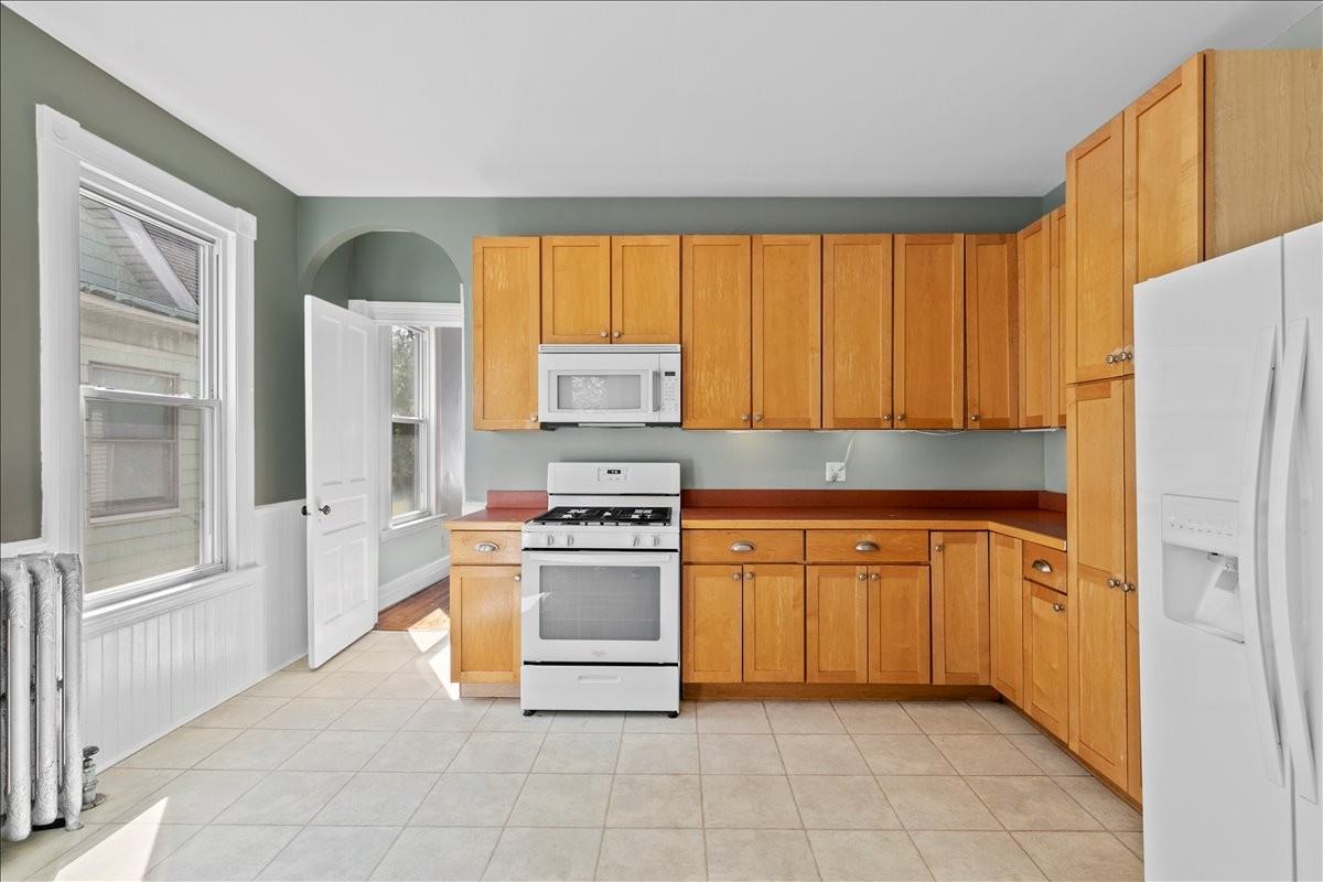 171 Norton St #2 - Photo 2 of 30