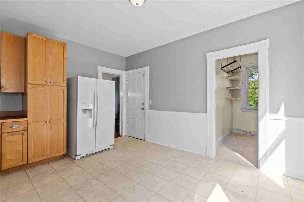 171 Norton St #2 - Photo 3 of 30