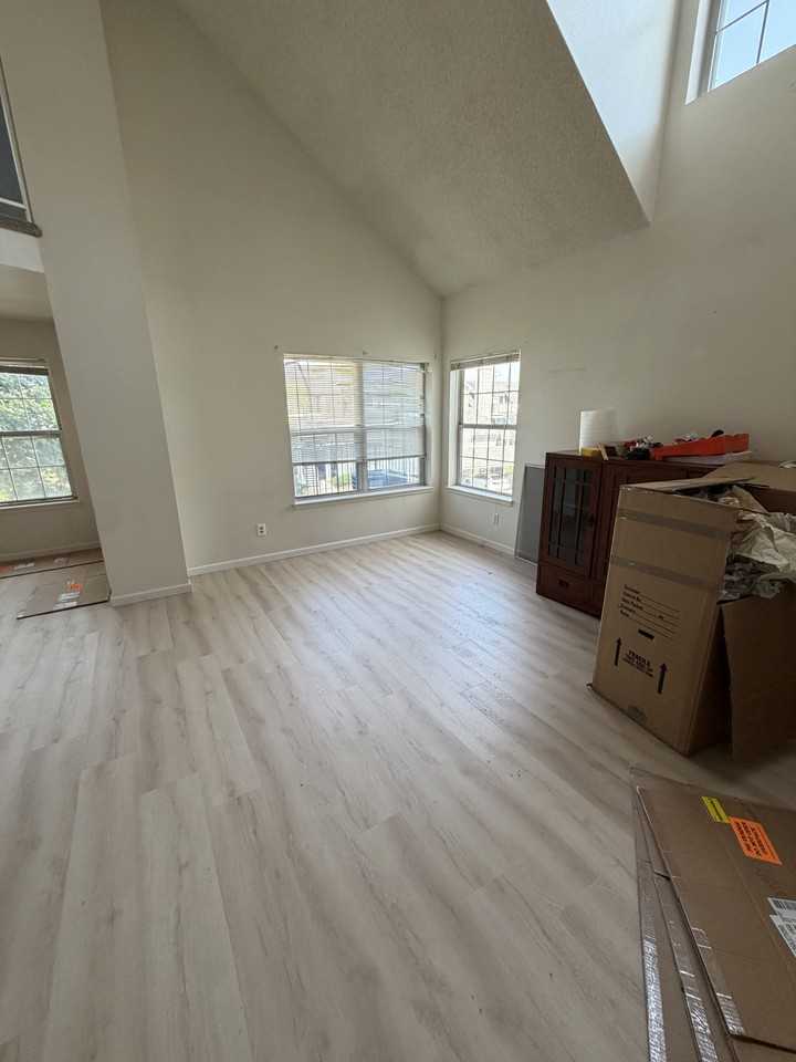 6775 S Ivy St #B5 - Photo 5 of 14