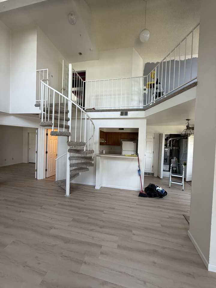 6775 S Ivy St #B5 - Photo 6 of 14