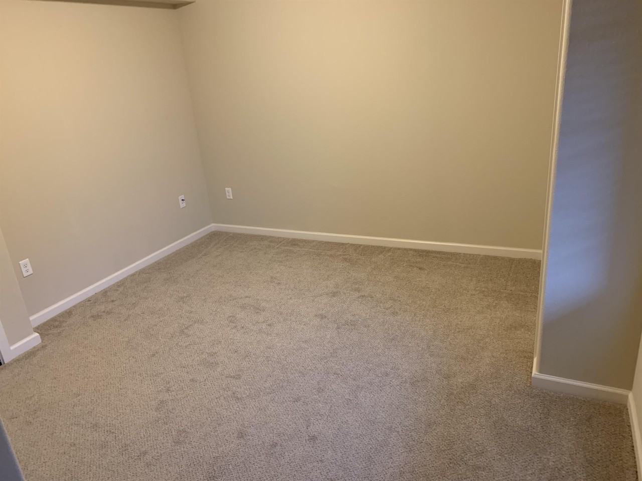 15084 Nw Marianna St #1 - Photo 5 of 21