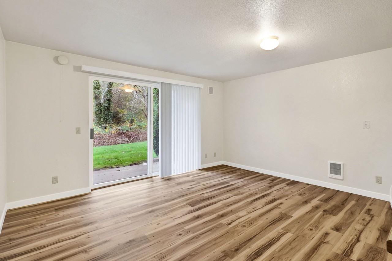 2303 Taylor Ave - Photo 6 of 12
