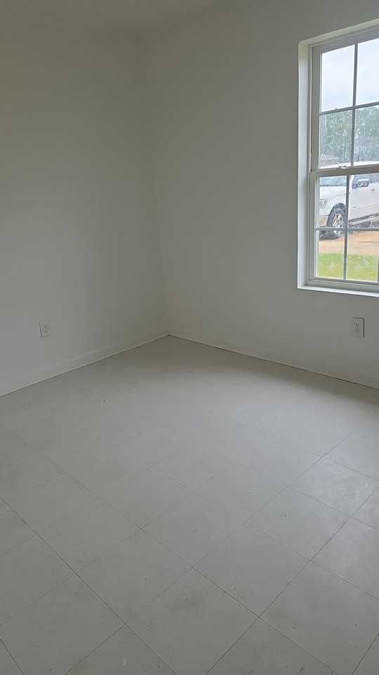 131 Greene Ln #131 - Photo 5 of 6
