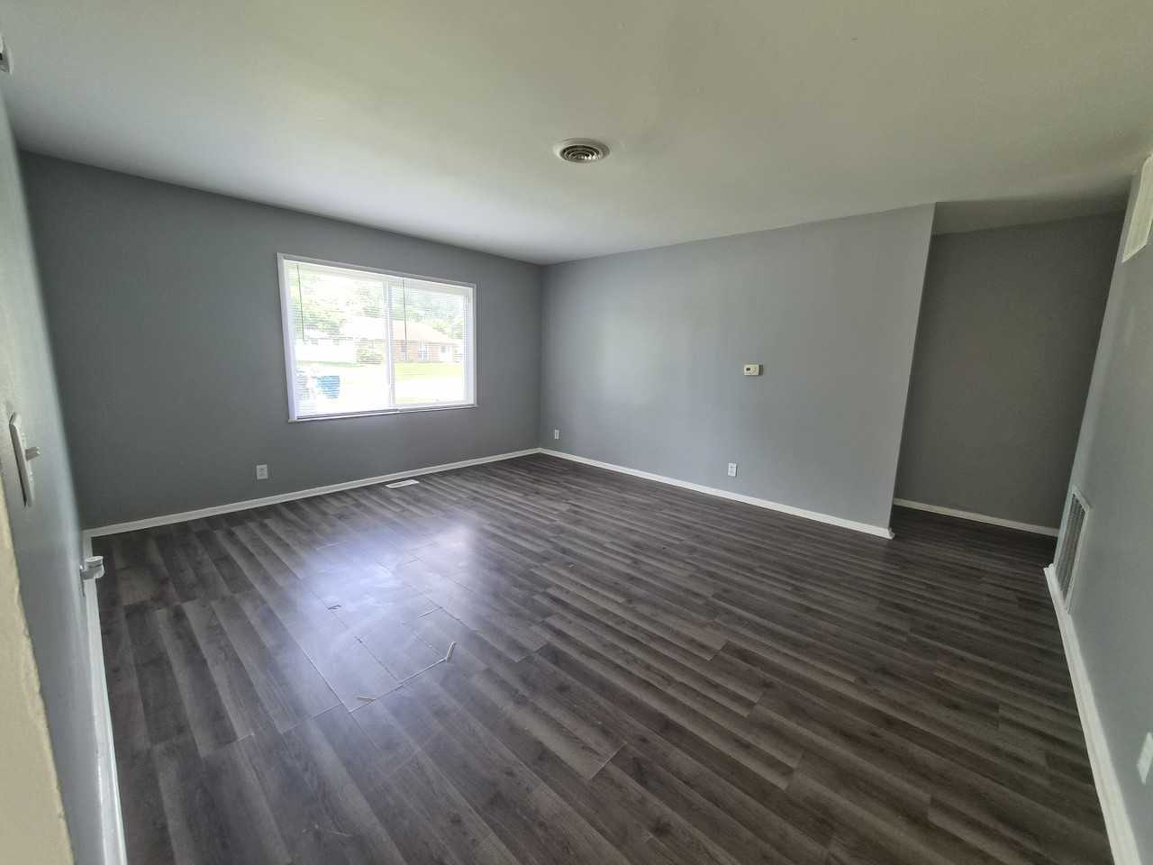 3921 Malibu Dr #1 - Photo 3 of 19