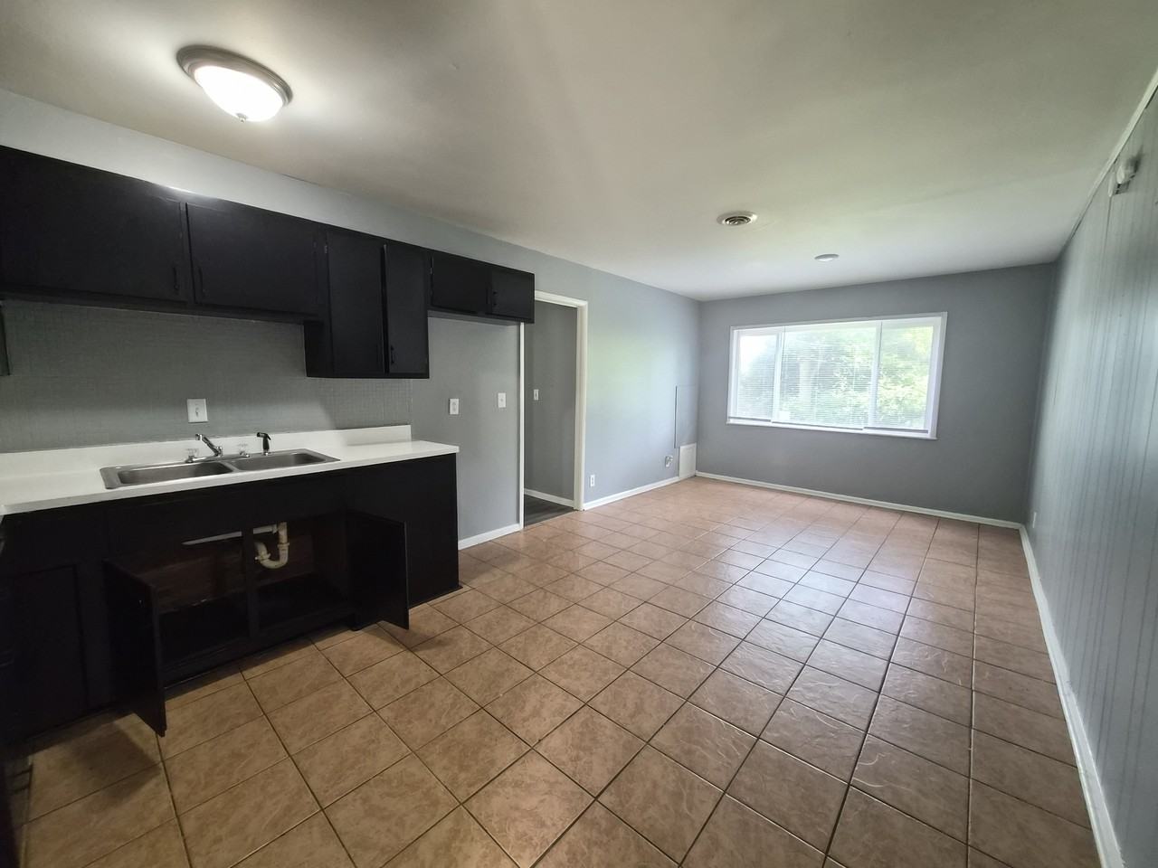 3921 Malibu Dr #1 - Photo 5 of 19
