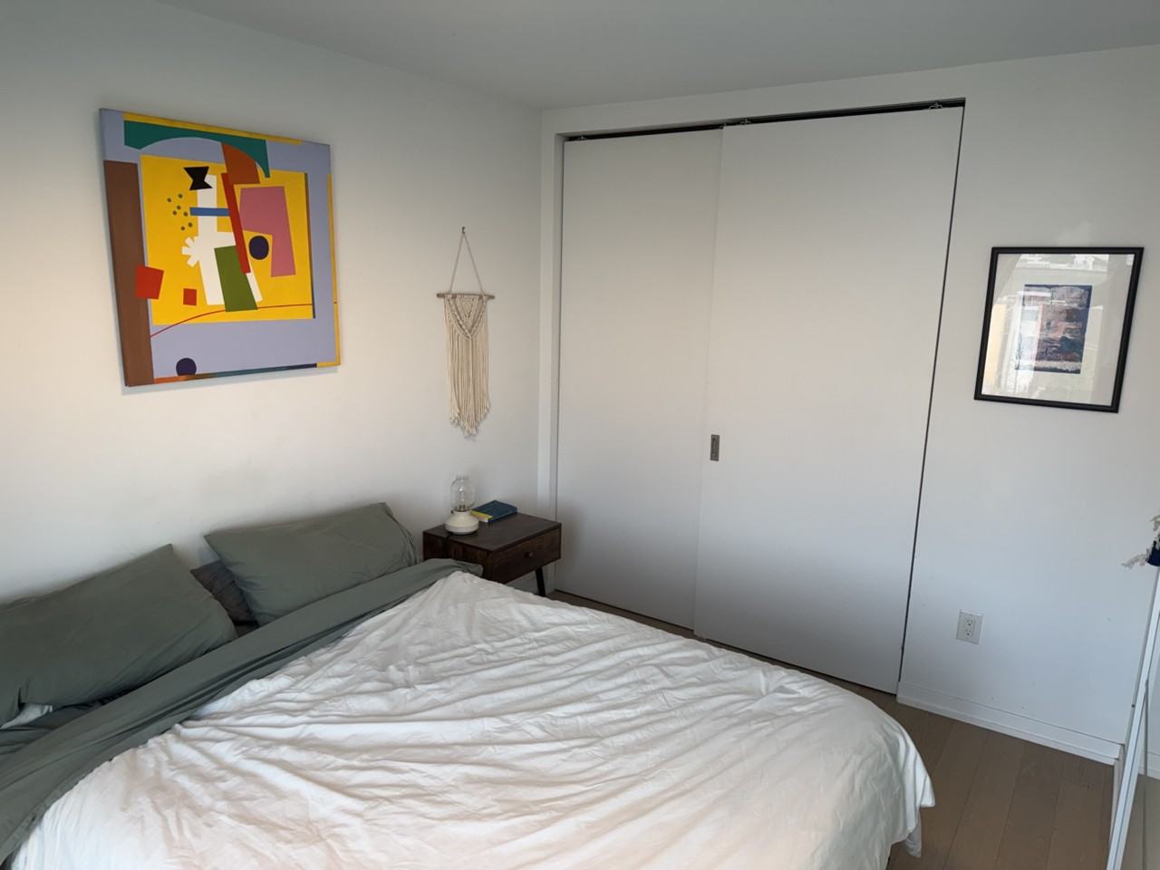138 St Helens Ave - Photo 6 of 7