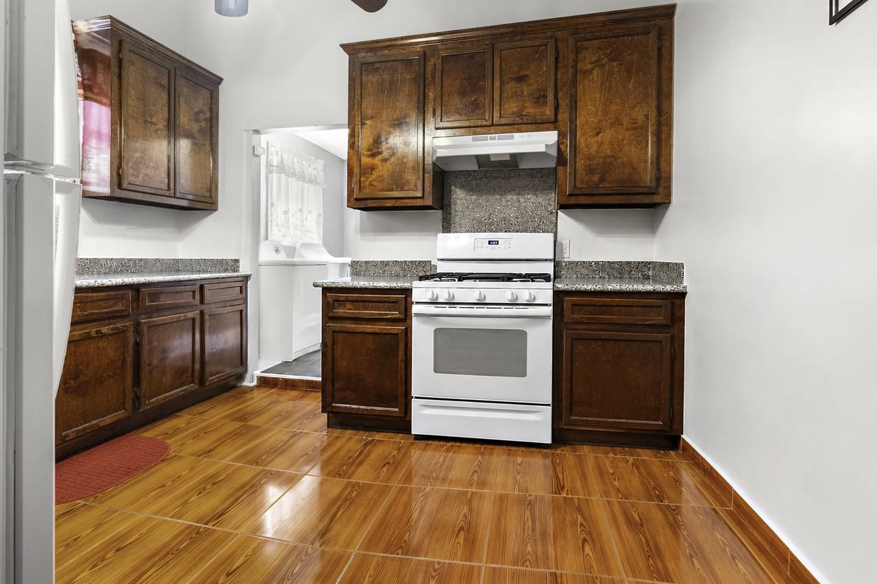 2646 Saint Philip St #1 - Photo 3 of 11
