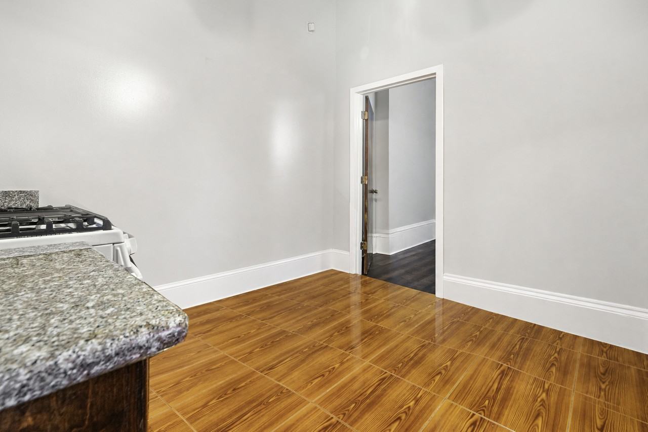 2646 Saint Philip St #1 - Photo 4 of 11