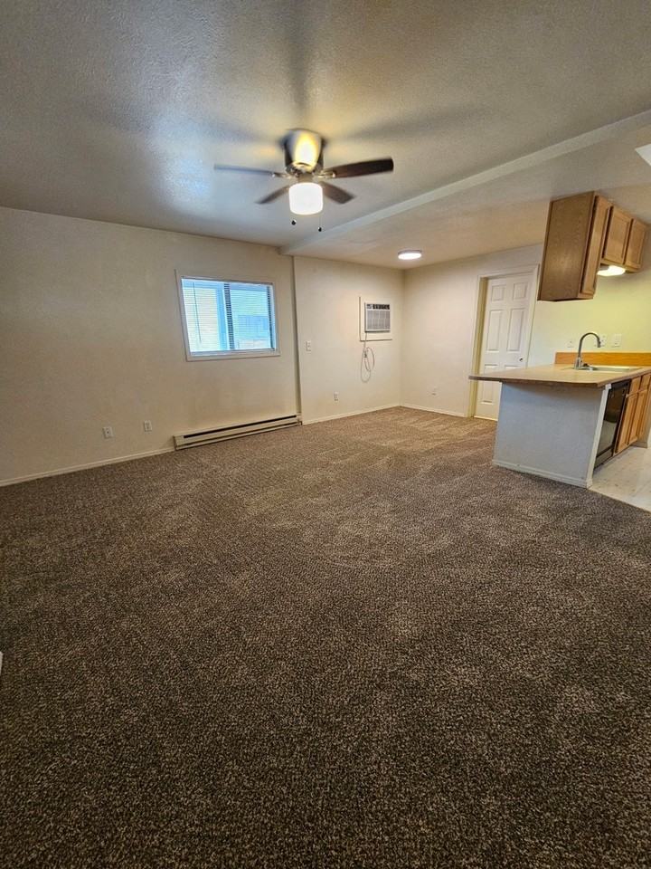 930 N 7th E #4 - Photo 2 of 22