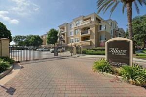 featured image of 390 Paseo Camarillo