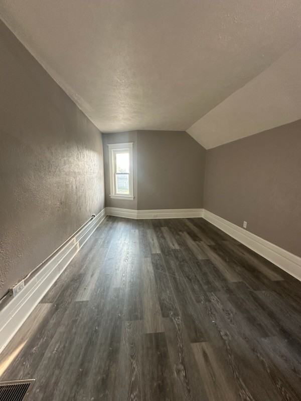 1160 Sanford St #2 - Photo 3 of 12