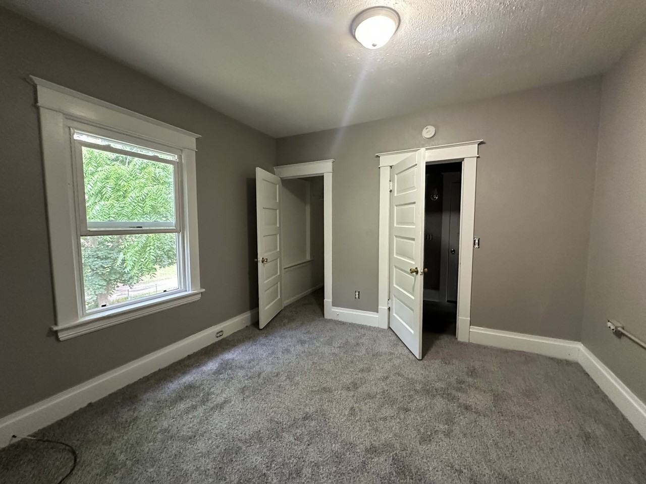 1160 Sanford St #2 - Photo 6 of 12