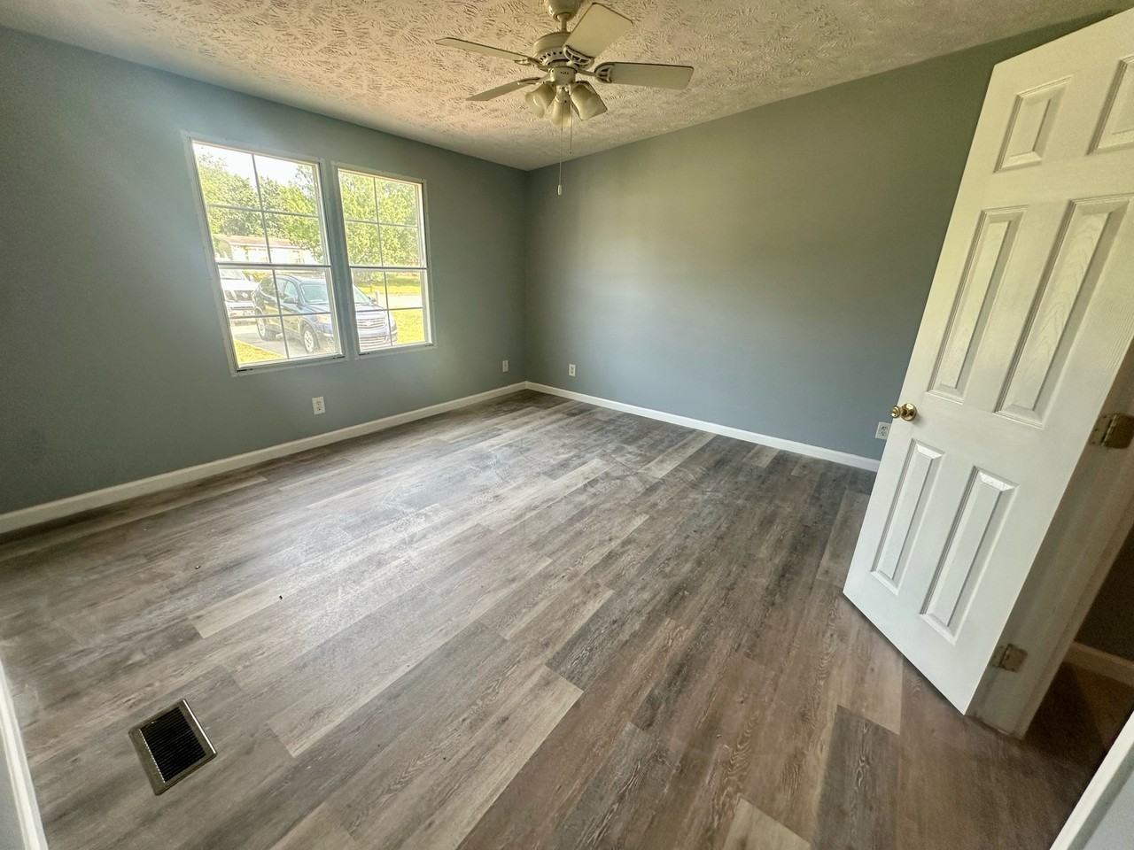 4108 Bonfield Dr #1 - Photo 4 of 15