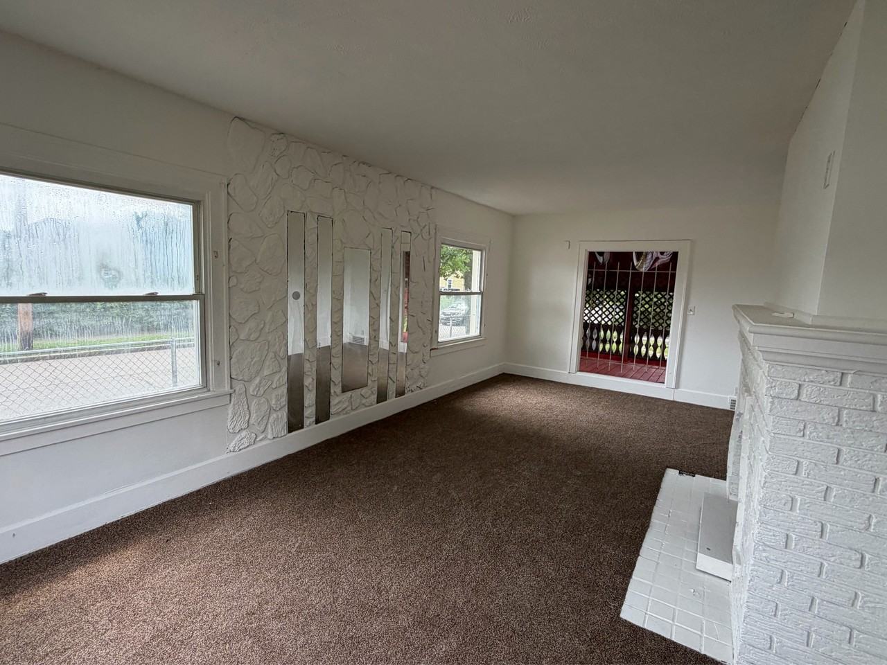 3724 Hillman St #1 - Photo 6 of 18