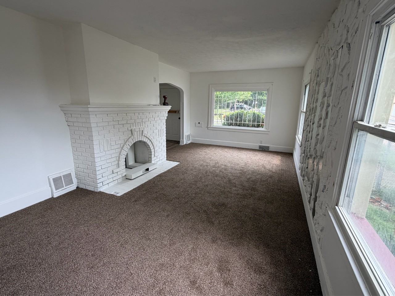 3724 Hillman St #1 - Photo 7 of 18