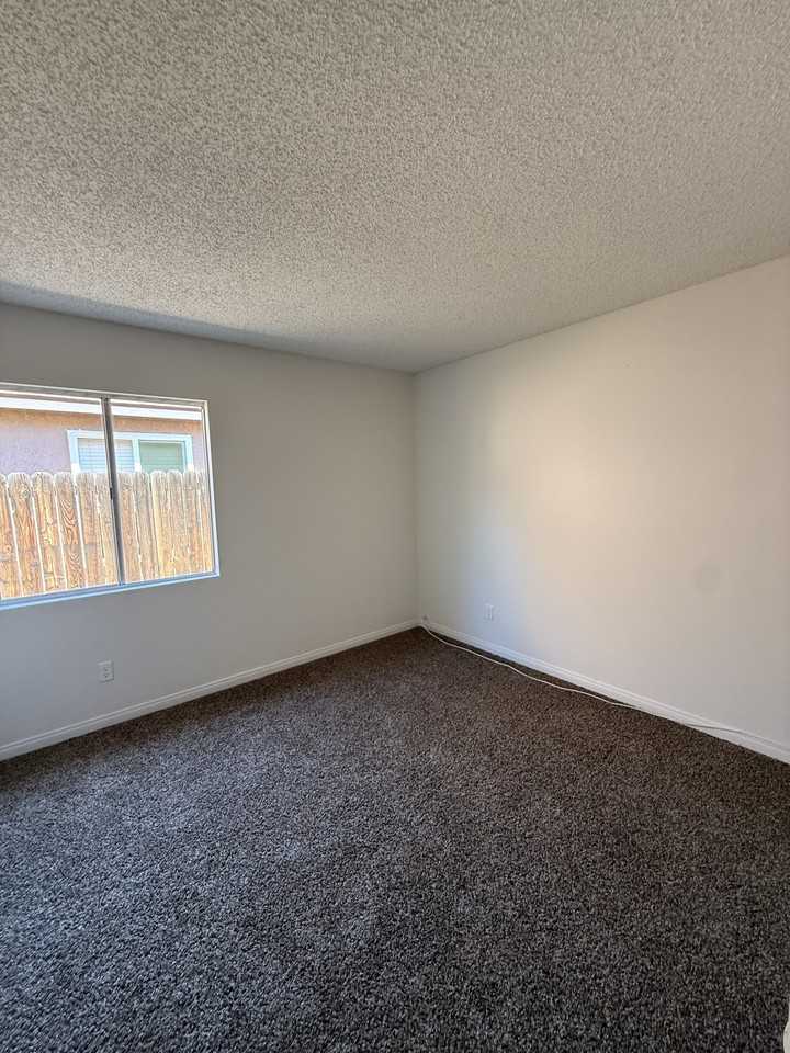 480 Prairie Way #1 - Photo 7 of 21