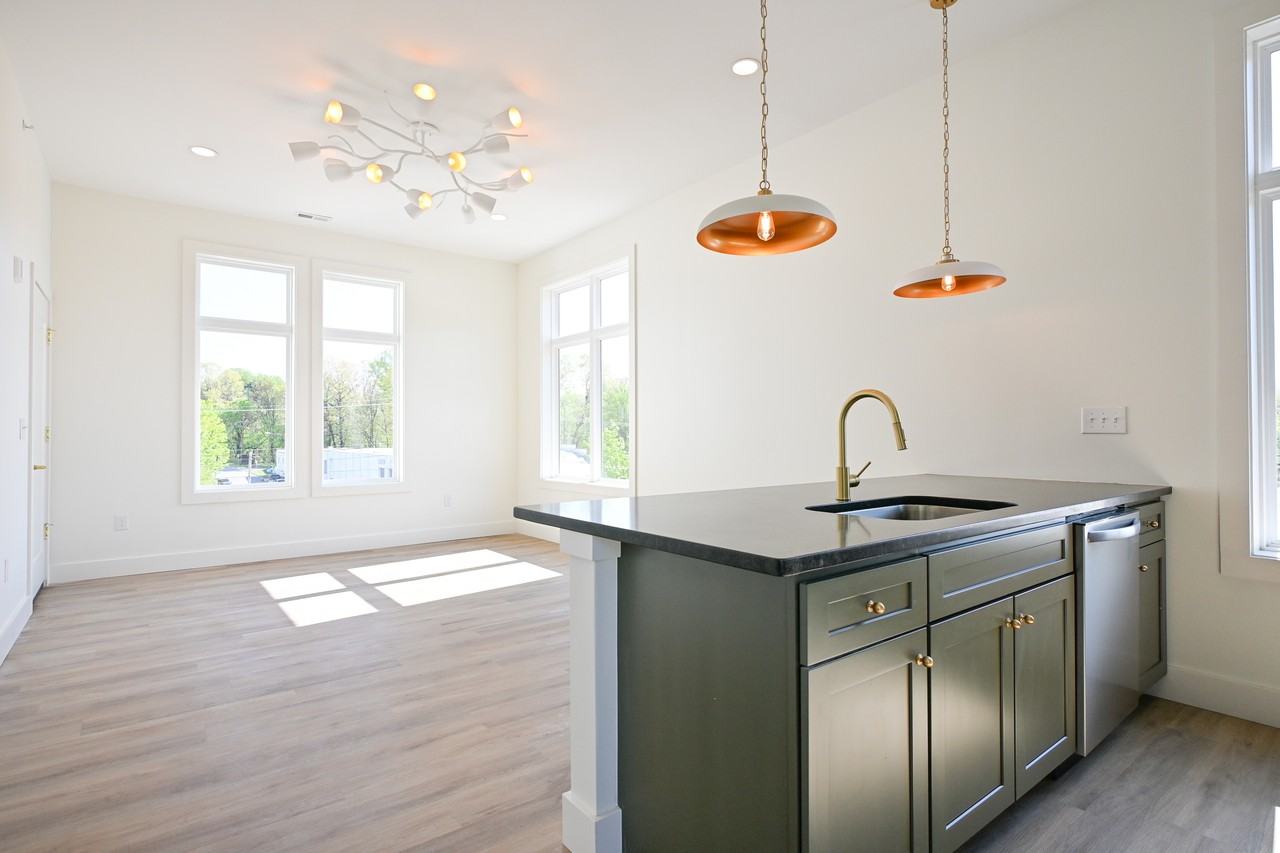 2307 Bedford Ave #8 - Photo 6 of 12