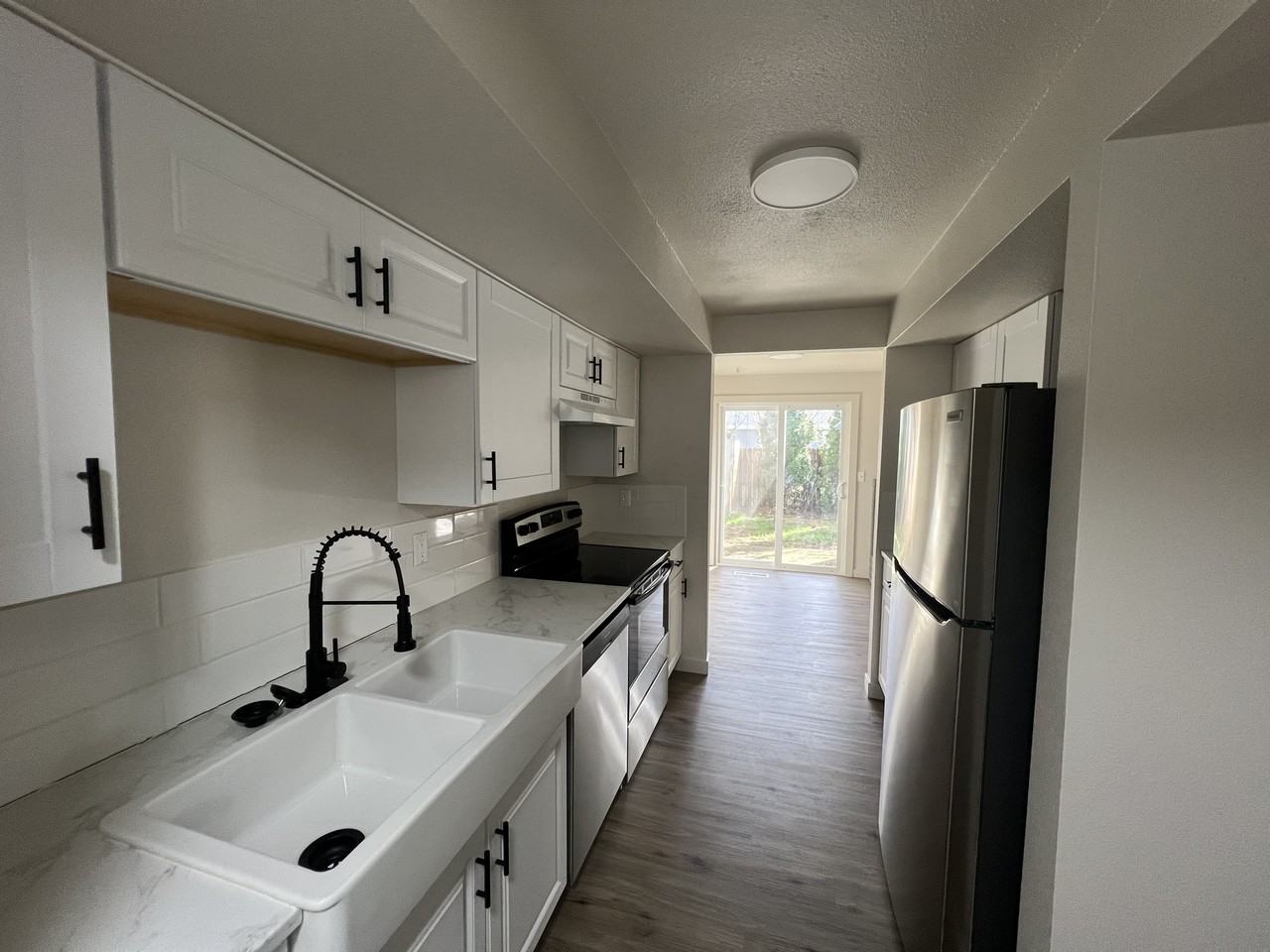 1094 46th Pl Se #1096 - Photo 3 of 10