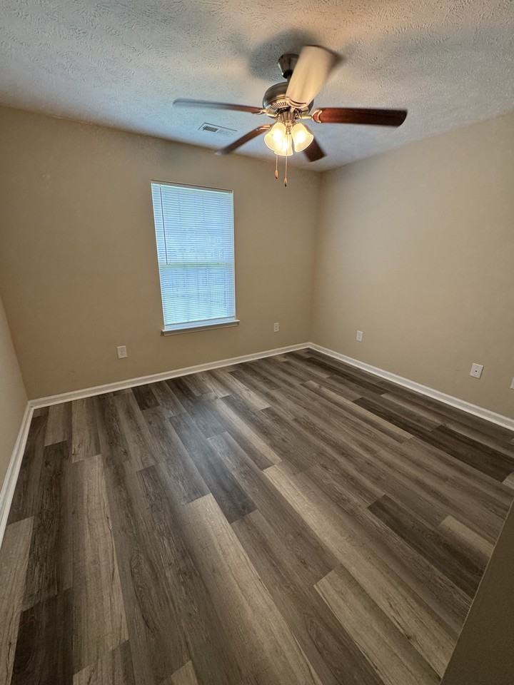 224 Foxpath Loop #1 - Photo 2 of 9