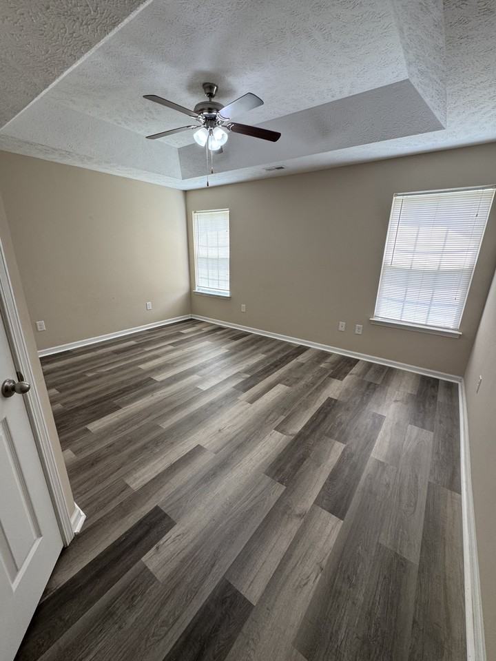 224 Foxpath Loop #1 - Photo 6 of 9