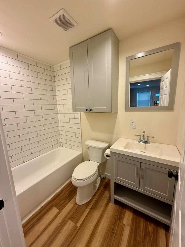 580 Childs Ave #A - Photo 3 of 12