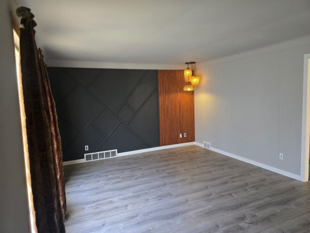 19209 Reno St #1 - Photo 2 of 10