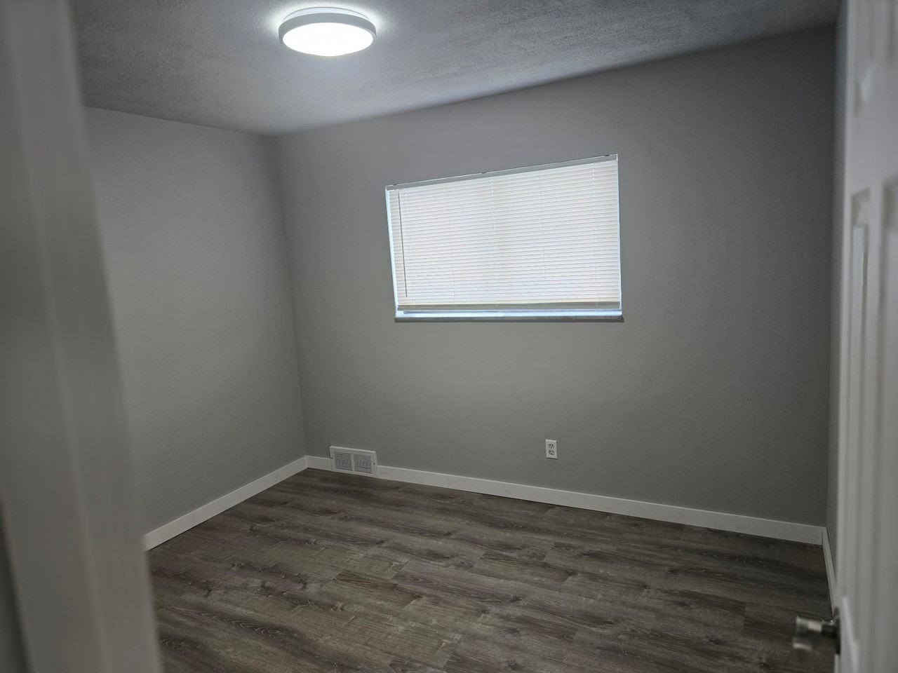 19209 Reno St #1 - Photo 6 of 10