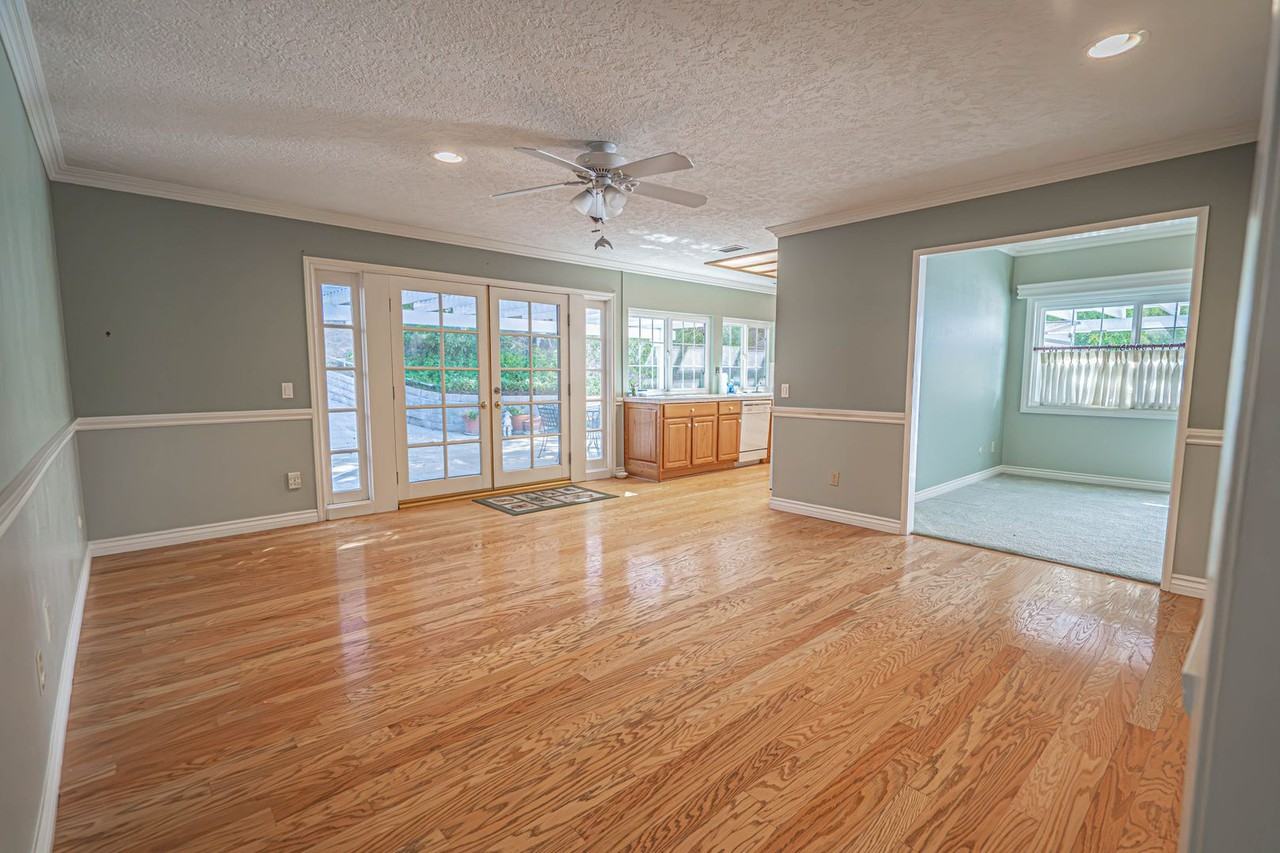 18930 Tenderfoot Trail Rd - Photo 3 of 31