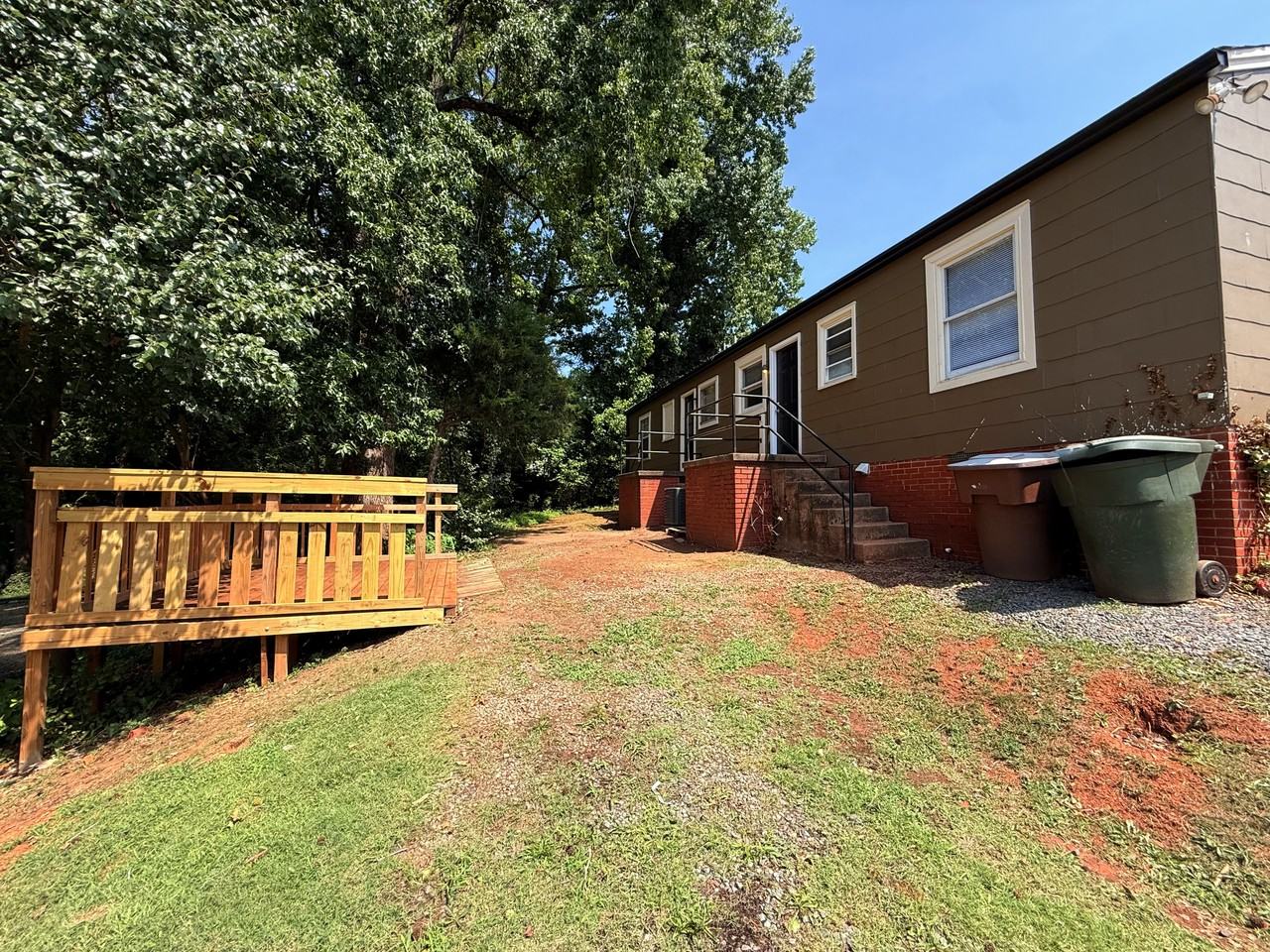 2900 Lawndale Dr #1