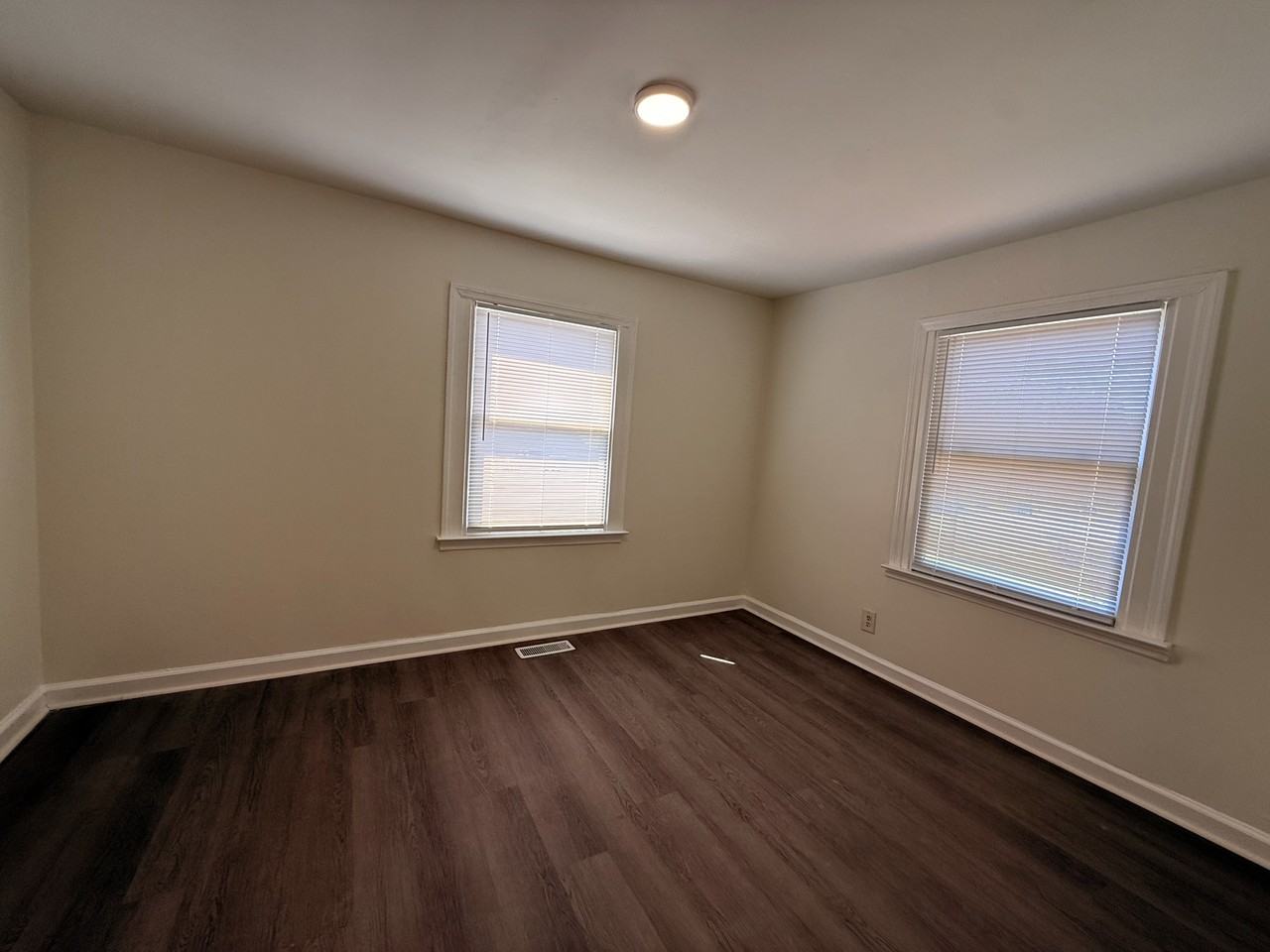 2900 Lawndale Dr #1 - Photo 7 of 10