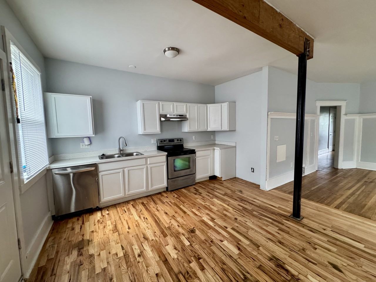 226 Kenilworth St #1 - Photo 5 of 15