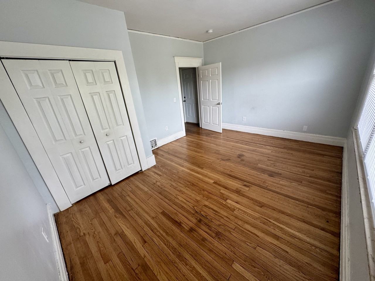 226 Kenilworth St #1 - Photo 7 of 15