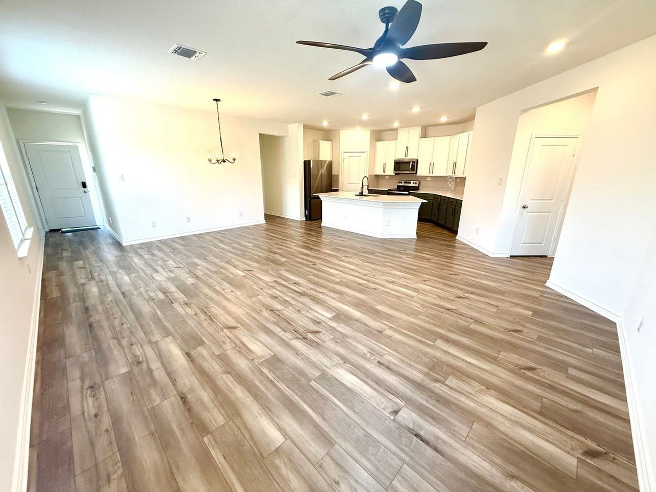 4015 Casita Mia St - Photo 4 of 30