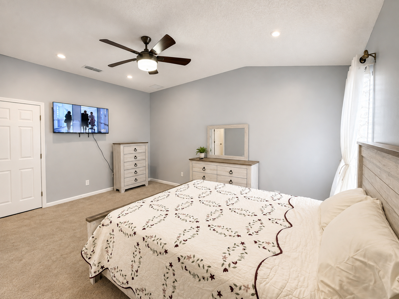 8663 Julia Marie Cir #2 - Photo 2 of 10