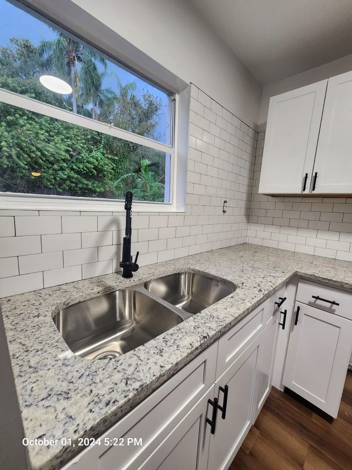 615 Clearlake Rd #1 - Photo 4 of 11