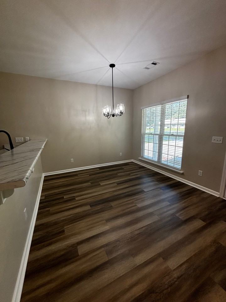 604 N Main St #604NMAIN - Photo 3 of 11