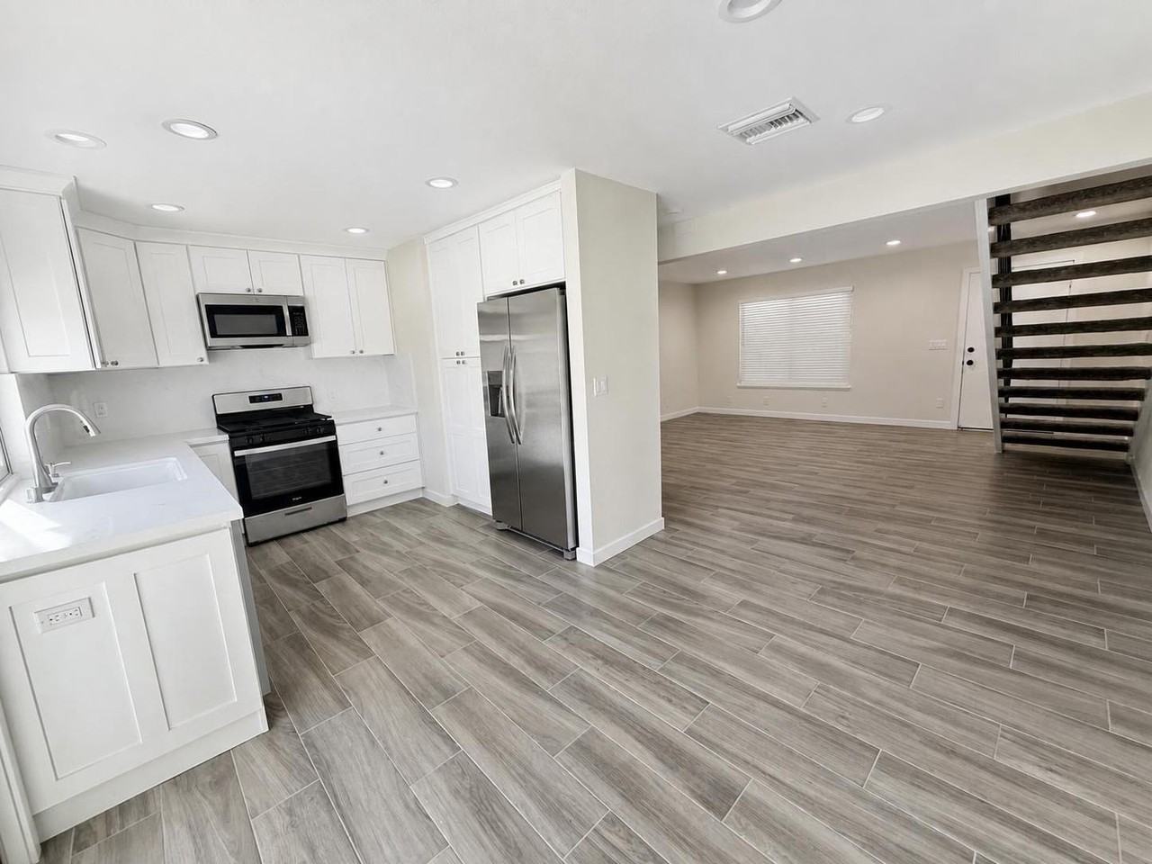 3853 Bixby Dr #1 - Photo 2 of 18