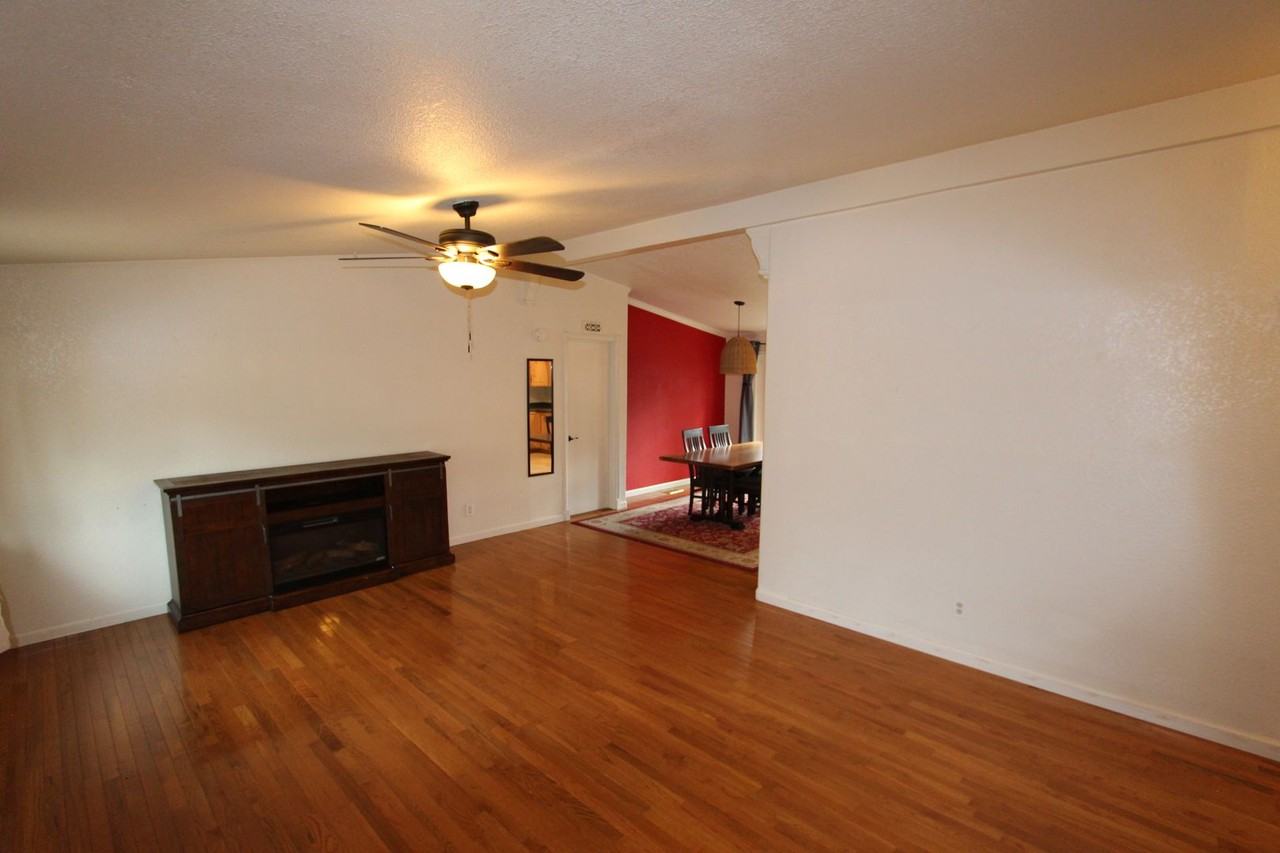 95 E Camille Dr - Photo 6 of 24