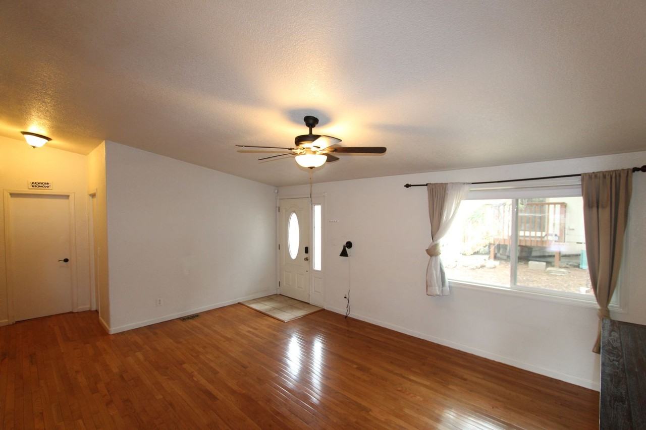 95 E Camille Dr - Photo 7 of 24