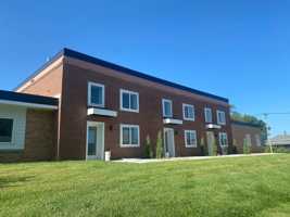 featured image of 400 S 7th St