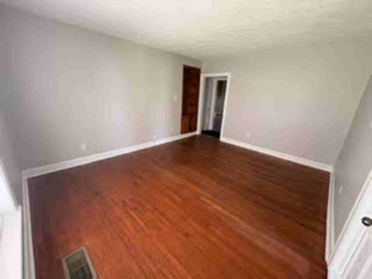 102 Clearview Dr - Photo 3 of 21