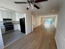 1541d - Photo 1 of 1